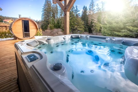 Day, Natural landscape, Hot Tub