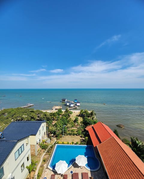 Bird's eye view, Pool view, Sea view, Swimming pool