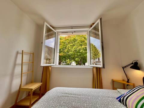 Garden, Photo of the whole room, Garden view, Quiet street view, Parking