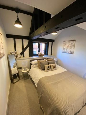 Loft 6 Apartment near Stansted Airport Apartment in East Hertfordshire District