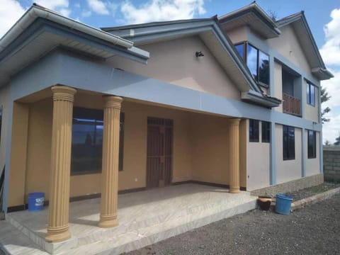 Tanzania Home Stay House in Arusha