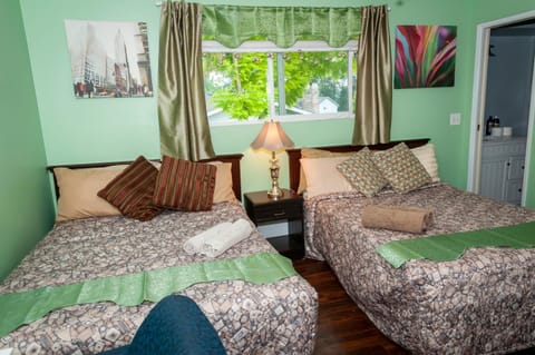 Beauty Of Bed And Breakfast - Private Rooms Chambre d’hôte in Abbotsford