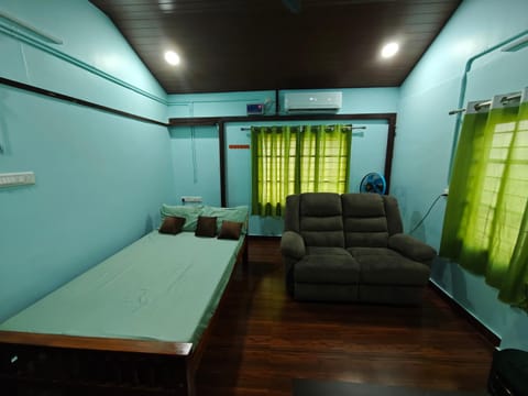 Sudus Nest Bed and Breakfast in Thiruvananthapuram