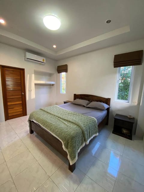 Cozy house in Srithanu Zenbeach House in Ban Tai