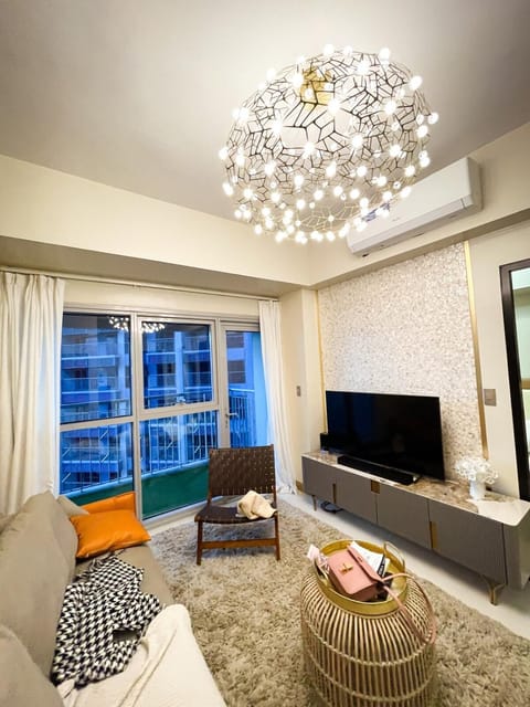 Luxurious 1BR in Bayshore w Sunset View near Okada Apartment in Pasay