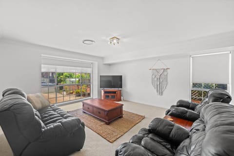 Waterfront Paradise House in Tweed Heads