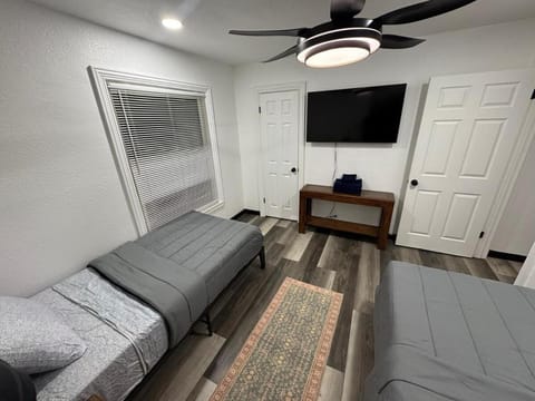 Arlington Haven, Cozy Home near AT&T stadium House in Arlington