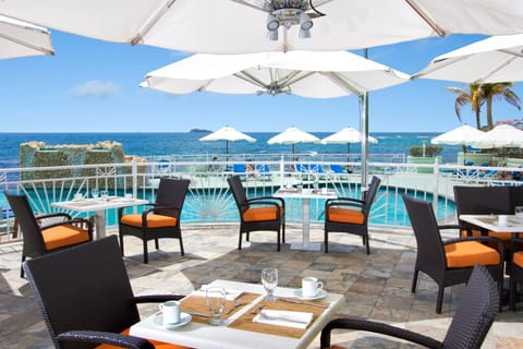 Oyster Bay Beach Resort Resort in Sint Maarten