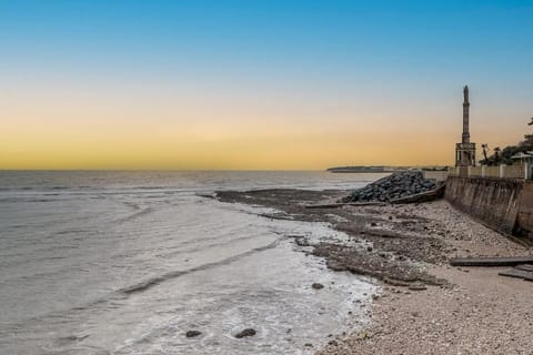 Studio - Ocean and beach access Apartment in La Rochelle