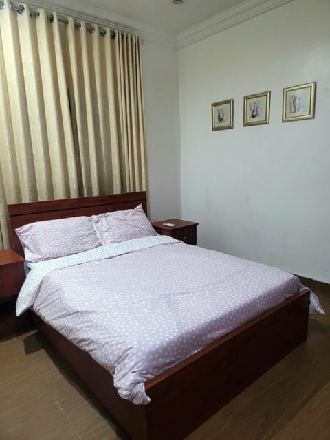 One Bed & Parlour with Wi-Fi, Netflix, Playstation 4 Apartment in Abuja