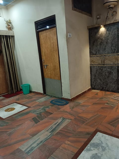 Shivaye Guest House Apartment in Varanasi