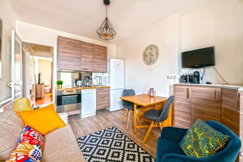 Appartement Cozy en Hyper Centre, à 12 min de Paris Apartment in Île-de-France
