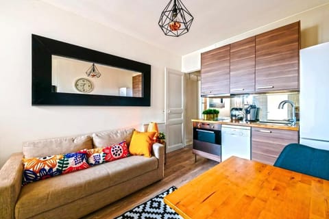 Appartement Cozy en Hyper Centre, à 12 min de Paris Apartment in Île-de-France