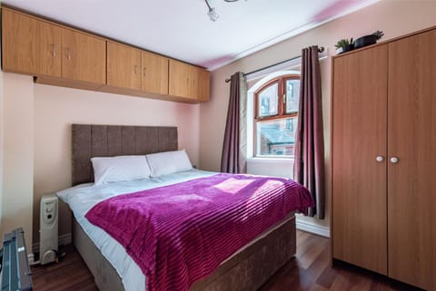 Bed, Bedroom, wardrobe