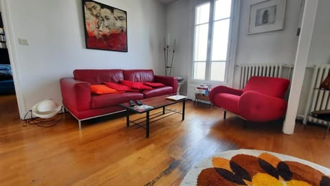 Vincennes Paris Apartment in Vincennes