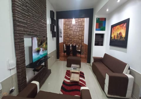 Communal lounge/ TV room, TV and multimedia, Living room, Meeting/conference room