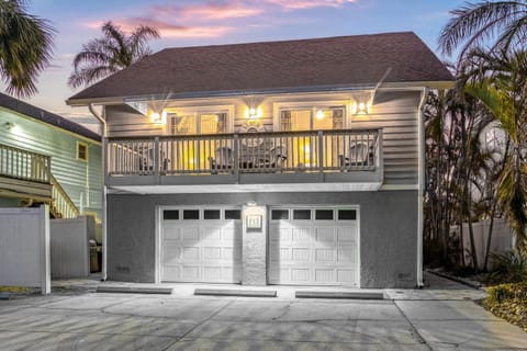 Seashell Cottage - 364 House in Siesta Beach