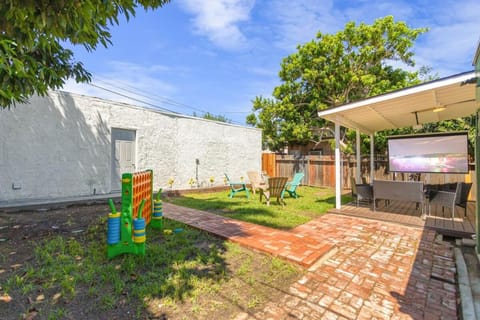 Game Room and Outdoor Projector Home Near Beach House in Long Beach