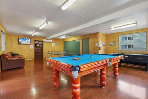 Communal lounge/ TV room, Billiard, Game Room, Table tennis, Evening entertainment