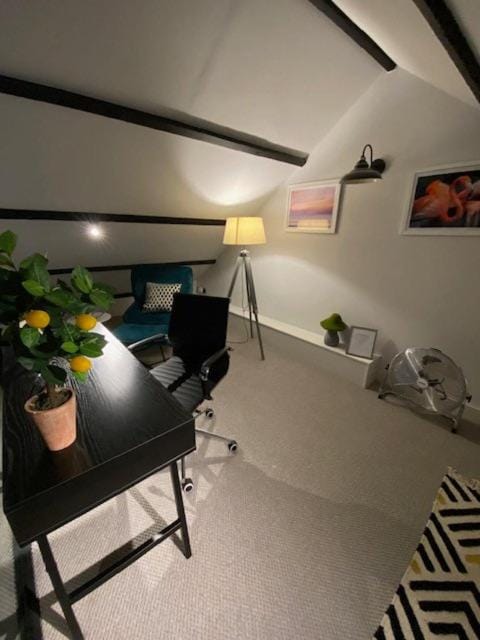 Loft 4 - Apartment near Stansted Apartment in East Hertfordshire District