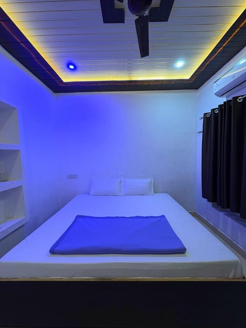 Sumedha Galaxy Inn Bed and Breakfast in Varanasi