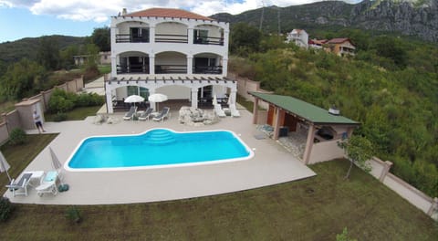 Villa Milena Condo in Kotor Municipality