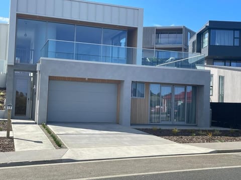 Guest Suite in Rangitahi Apartamento in Raglan