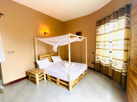 LUCKY MONKEY Lodge Bed and Breakfast in Arusha