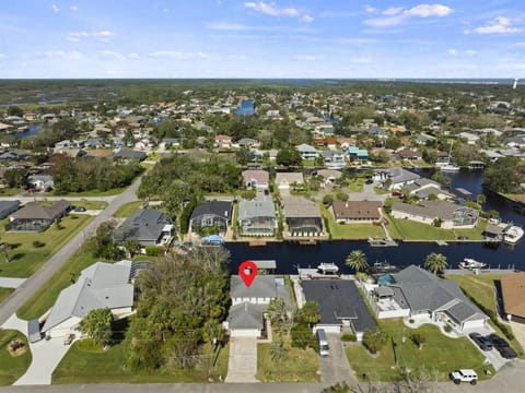 Palm Coast Boaters Paradise Canal Pool Home House in Palm Coast