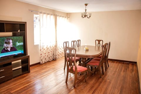 Communal lounge/ TV room, TV and multimedia, Kitchen or kitchenette, Evening entertainment