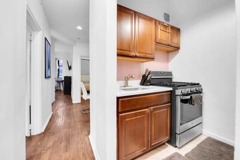 Stylish 3Bd Heart of Park Slope Apartment in Park Slope