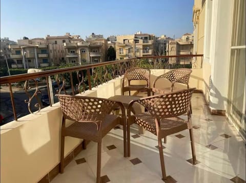 Feel like home brand NEW 3BD residence in family house Apartment in New Cairo City