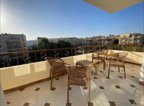 Feel like home brand NEW 3BD residence in family house Apartment in New Cairo City