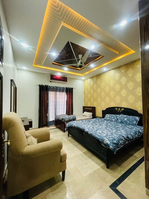 6-BedRoom Entire Home in Lavish Area of Lahore House in Lahore