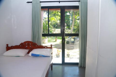 Coco Holiday Home Apartment in Ahangama