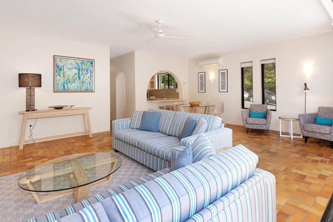 Inviting Balcony, Tranquility by the Beach Casa in Noosa Heads