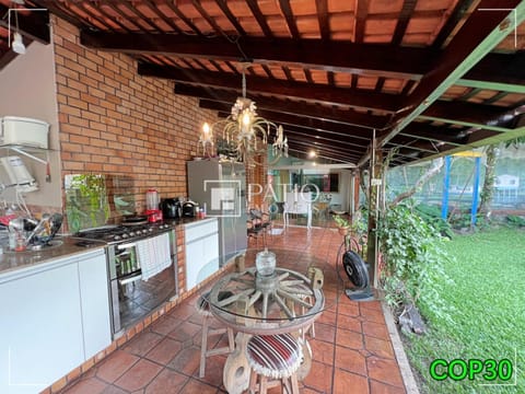 Dining area, Garden view