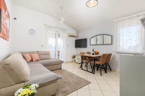 Apartments Ana-Maria Apartment in Fažana