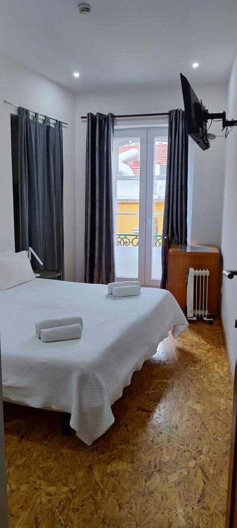 Guest House Rooms in Bairro Alto Bed and Breakfast in Lisbon