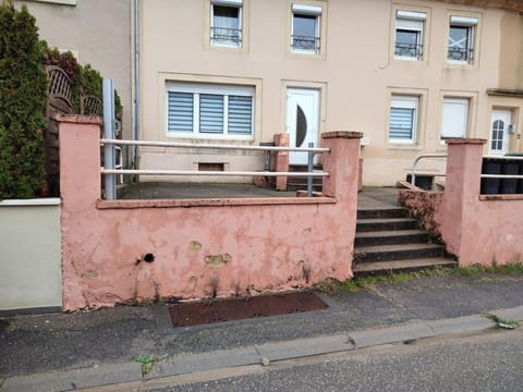 Appartement frontiere Luxembourg entree privative Apartment in Thionville