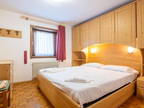 Apartment Fontanelle-4 by Interhome Apartment in Alba