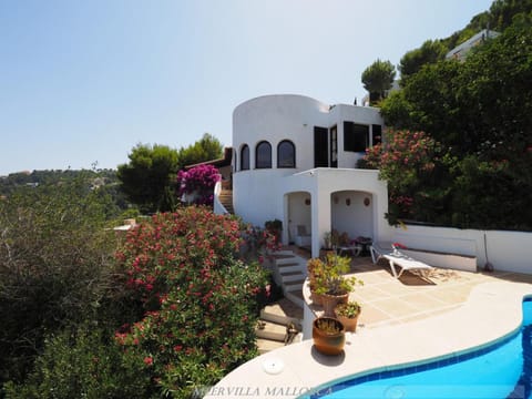 Balcony/Terrace, Swimming pool