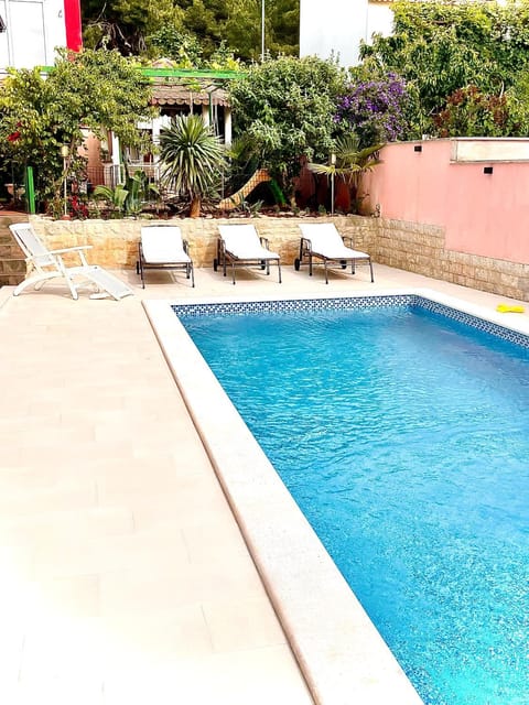 D&A Apartment with private swimming pool Condominio in Pula