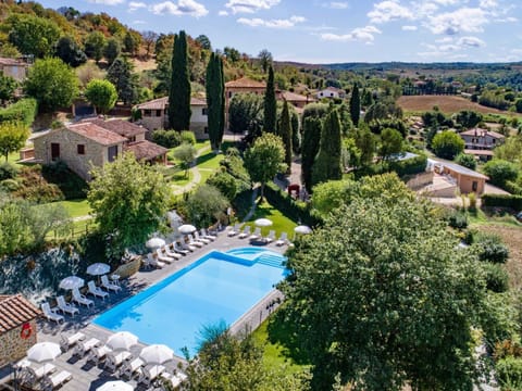Property building, Spring, Day, Natural landscape, Bird's eye view, Pool view, Swimming pool, sunbed