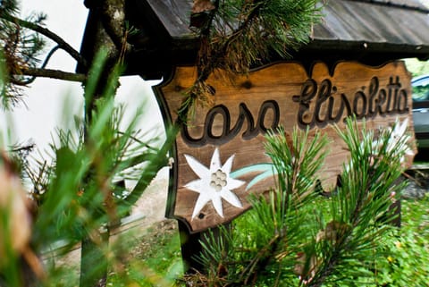 Property logo or sign, Garden