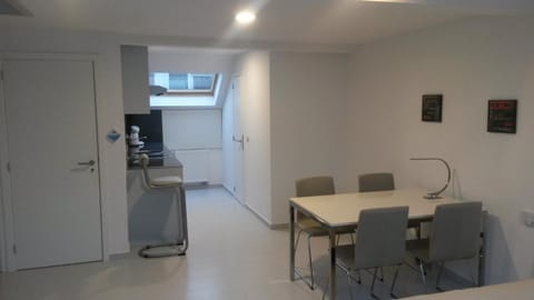 Aparthotel Midi Residence Übernachtung mit Frühstück in Saint-Gilles