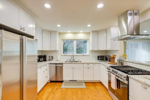 Fire Pit and Grill Serene Retreat in Hathaway Pines House in Hathaway Pines