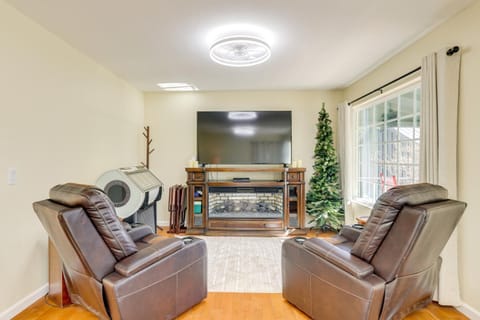 Fire Pit and Grill Serene Retreat in Hathaway Pines House in Hathaway Pines