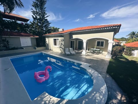Balcony/Terrace, Balcony/Terrace, Pool view, Swimming pool, Swimming pool