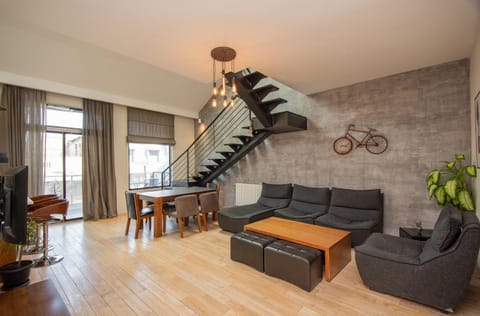 Luxury 4 bedroom apartment #1 in the city center of tbilisi Copropriété in Tbilisi